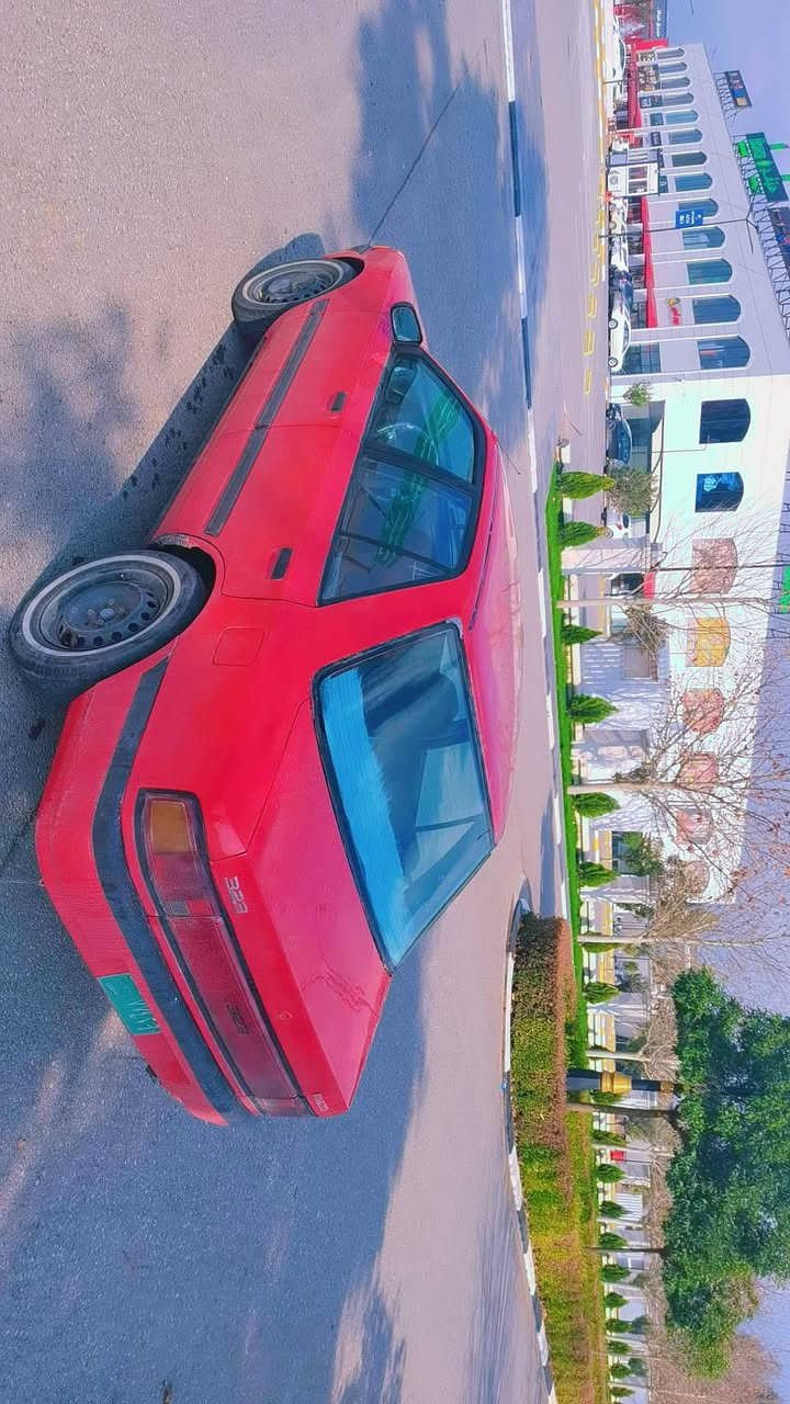 مازدا ٣٢٣ موديل ١٩٩٢ ارم بلاستيك مه كينه به خ كيرو كمينه بي عه يب سوكان باوه ر بيش و بشت كه بس ليدراني نيه هيج داخليه كي خاوين كاره بايي هه موو مه زبوت اكه ر مشته ري تيل بكه ***********
***********
