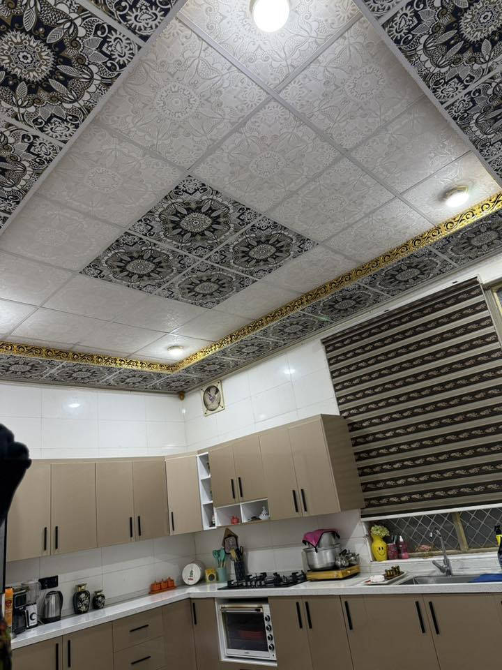 بيت زراعي بشارع السفينة شارع ميثم التمار عوض الشارع 10 امتار المساحة 150 متر طابقين الطابق الاول غرفتين وصاله ومطبخ ودوانيه 7 في 4 وطارمة وصحيات خارجيه وداخليه ومناور ثنين 
الطابق الثاني مشتمل كامل صاله وغرفه جبيرا ومطبخ وحمام
بناء البيت جديد 
الطابق الاول طابوك وكونكريت والثاني فرمستون
ينباع البيت هوا والاثاث او بدون الاثاث
*********** 
السعر 160
