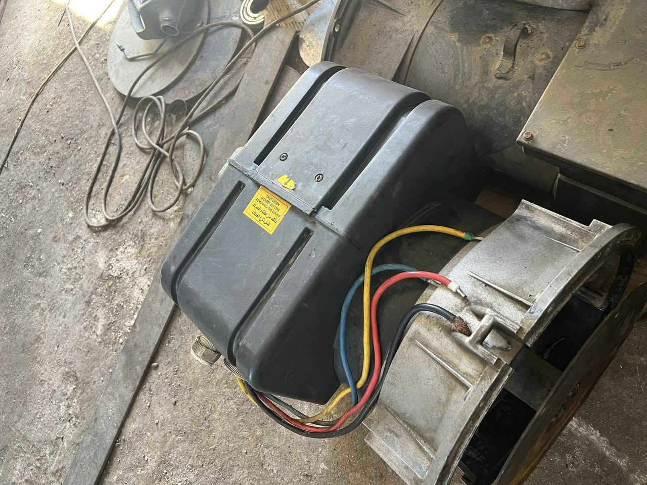 للبيع روس توليد ٣٠ و١٥ كي في /***********
