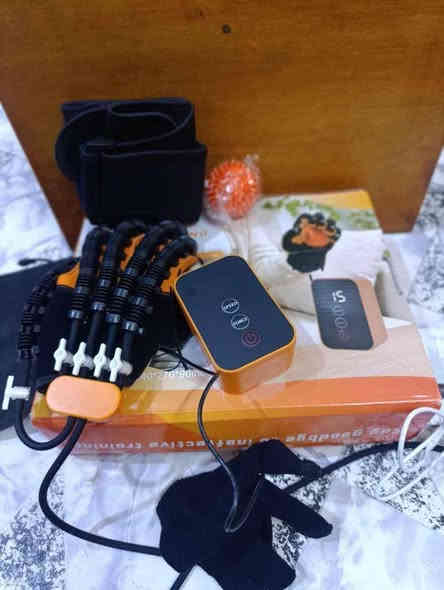 متوفر  الان   جهاز  تأهيل  اليد   
سعر  مناسب 
***********
