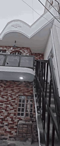 عقار للبيع بسعر مناسب البنوك.. الطاقة
...................................................
المساحة ١٠٠ م طابقين يصلح للسكن عائلتين او  للاستثمار يوجر ب مليون ومائة مسلح أوكراني تكدر حتى بناء طابق ثالث تاخذ صندوق إسكان إضافة بناء الطابق الأرضي كراج واستقبال ومطبخ ومنور اول وحمام ومرافق وغرفة نوم اولى وغرفة نوم أطفال ثانية ومنور ٢... الطابق الثاني بالكون واستقبال ومطبخ وحمام ومرافق وغرفة نوم وباب لدرج للسطح ومرجوحة هدية
السعر ٢٩٠ خابط اذا صافي ٢٧٥ مليون كلشي على المشتري فتح بيان ثاني يوم
*********** ابو علي @  الجميع
