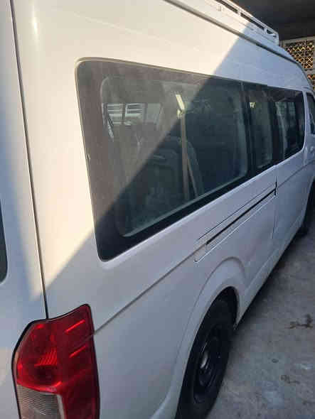 السلام عليكم جنبي لللبيع موديل 2017 محرك جمرة مكفولة من الصبق بس بيهة طخات بلبجم مثل ما موضح بصورةمكان بغداد  جسر ديالى القديم للاتصال ***********
