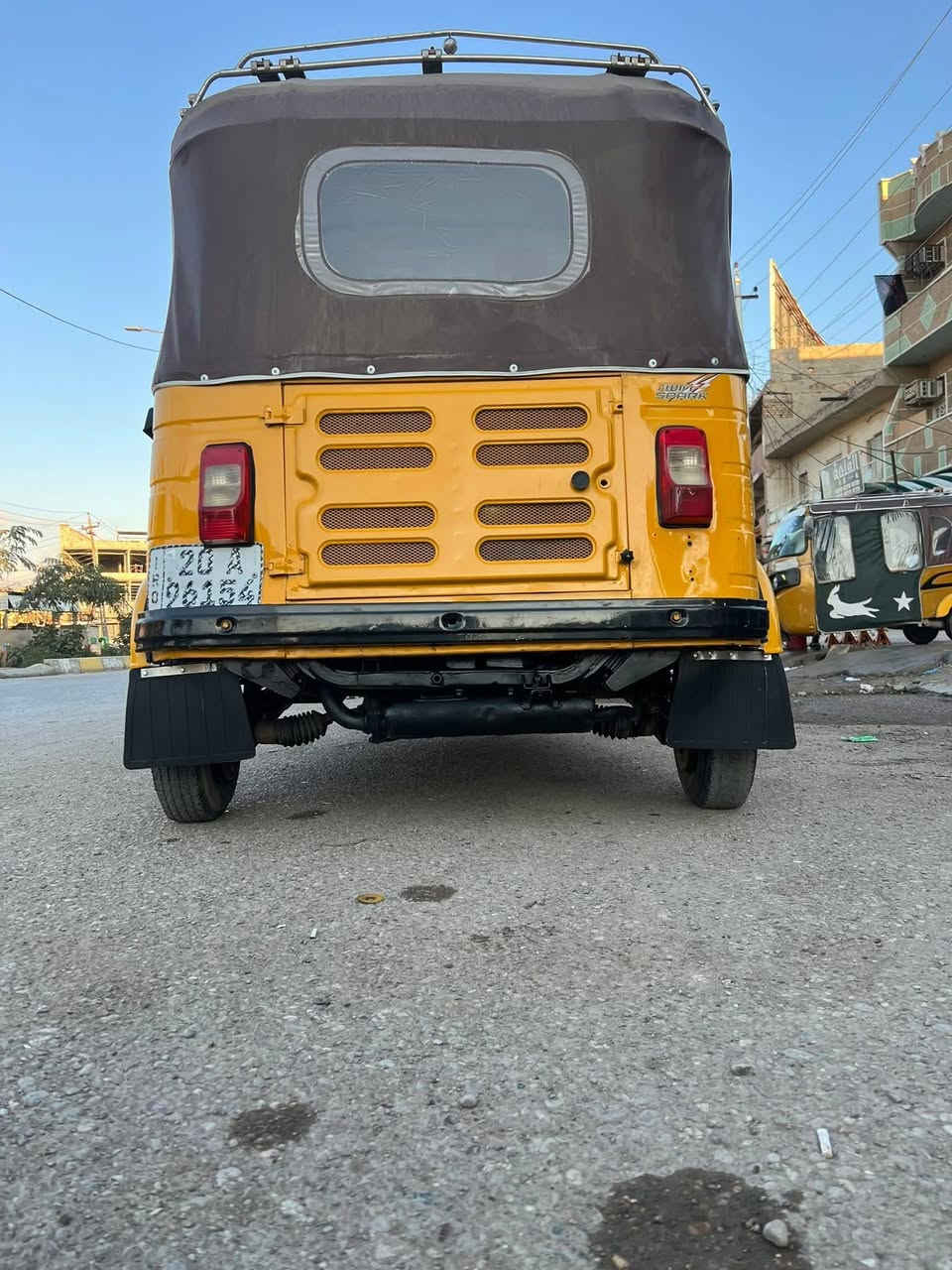 السلام عليكم 
من رخصه مدير الكروب المحترم ..
تكتك للبيع موديل ١٩ شهر ١١ رقم ديالى معمرة دوسات وتخم تاير جديد الاصلي الجبلي تجفيت شركه كور جديد بوشه وبستم قبق ولفات جديد سلف شركه ابو ٧٠ الف ضفيره جديده للعلم بدون سيبايه ملف جديد الله شاهد مال جناي اني مو بياع شراي 
العنوان الحسينيه الراشديه 
الشراي يتصل رقم تلفون  ***********
