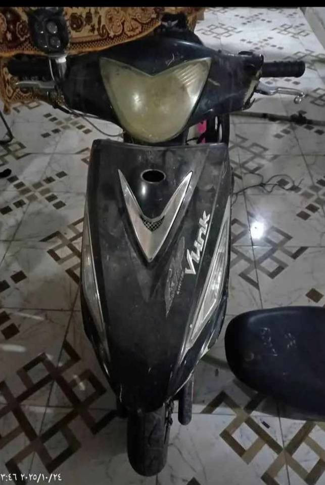 كاكمو نضيفه نكره سلف تشتغل اشاير لايتات كله شغاله بيهه تبخير خفيف 250وبيهه مجال كوفى 17تموز ***********
