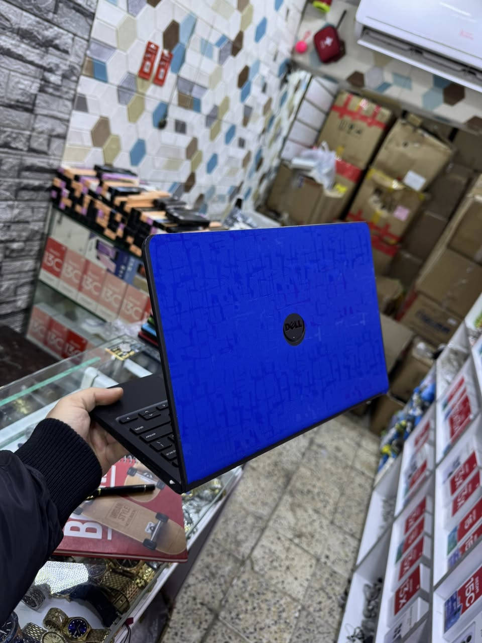 وصلت وجبه لابتوبات ديل سعر 55 الف فقط ويه ماوس
***********  / ***********
مرسلة موقع موصل ايسر الكرامة أسم المكتب يونس فون
