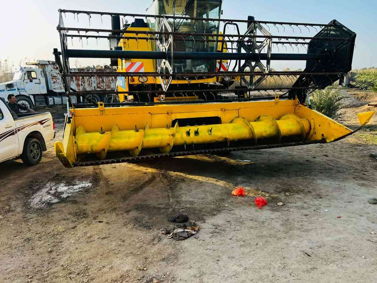 للبيع حاصوده موديل ٢٠١٤ عاده ٣٠٠٠ ساعه حجم ٥٠/٥٠/ ***********
