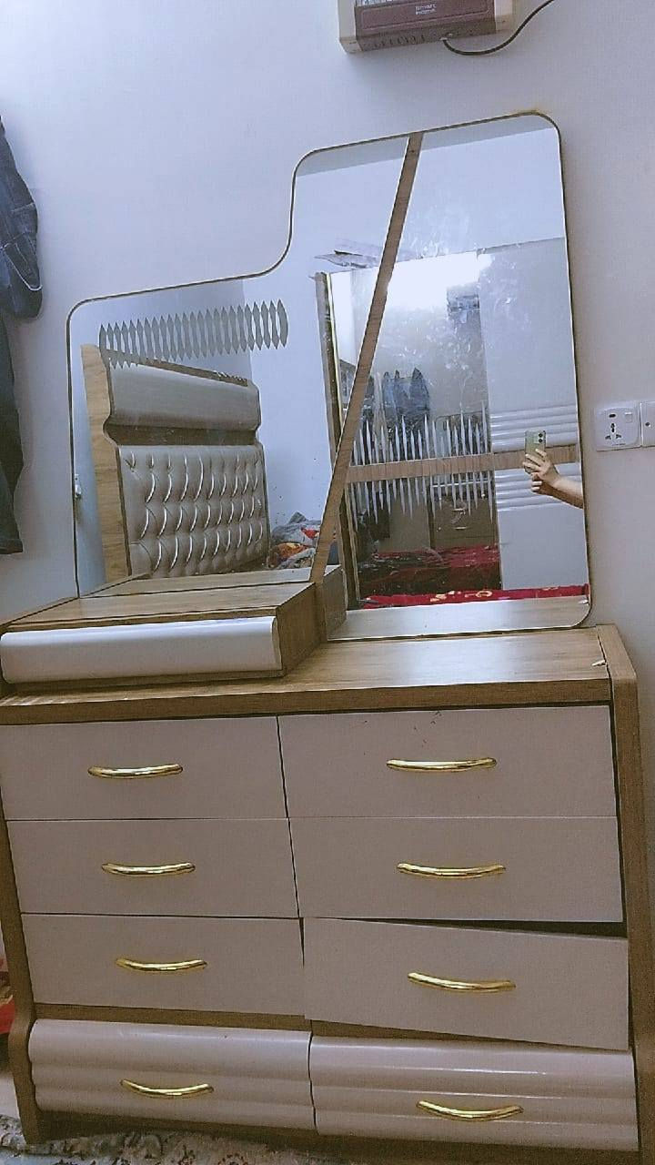 غرفه نوم للبيع تركيه 11 قطعه سعر مناسب
***********
