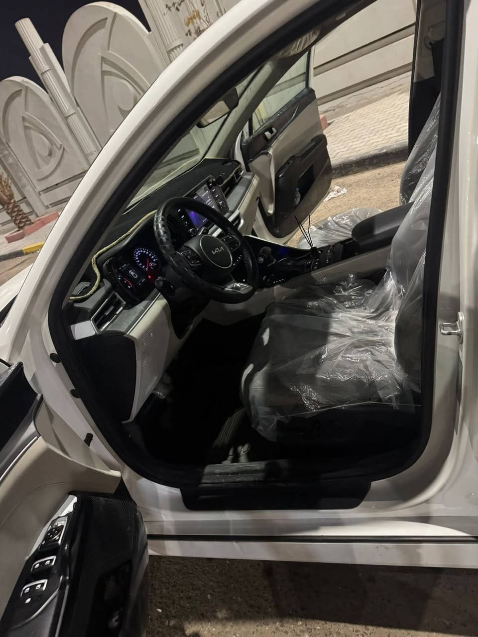 كي فايفk5/// 
2023
السياره ماشيه 52 الف 
كفاله عامه 
السعر 225 
مجالها بسيط 
التفاصيل عل هذا الرقم 
***********
+964 771 876 7931
