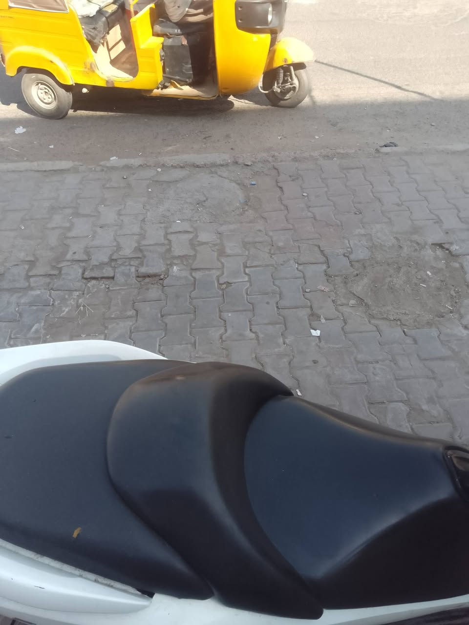 السلام عليكم دراجه فوزه 012 موديل 2019 أوراقه وقرصهه موجودات دراجه نضيفه كلش للبيع السعر مليون ونص وبيهه مجال رقم الهاتف *********** بالمناسبة ناشرهه بدون غسل كله تراب جانت مضمومه
