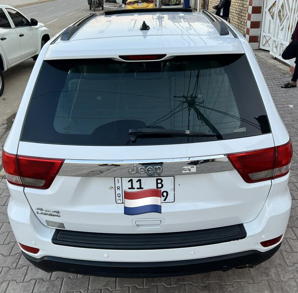 سلام عليكم للبيع2013
جيب لاريدو خليجي مكفوله رقم بغداد دولي بسمي محرك 6سلندر حاويه جديد
كير جديد فور ويل صدر امامي خلفي جديد
فول مواصفات لمتد هزه جديده تخم اطارات جدد السونار مرفق مكانها الكوت 
السعر 189وبيها مجال ***********
