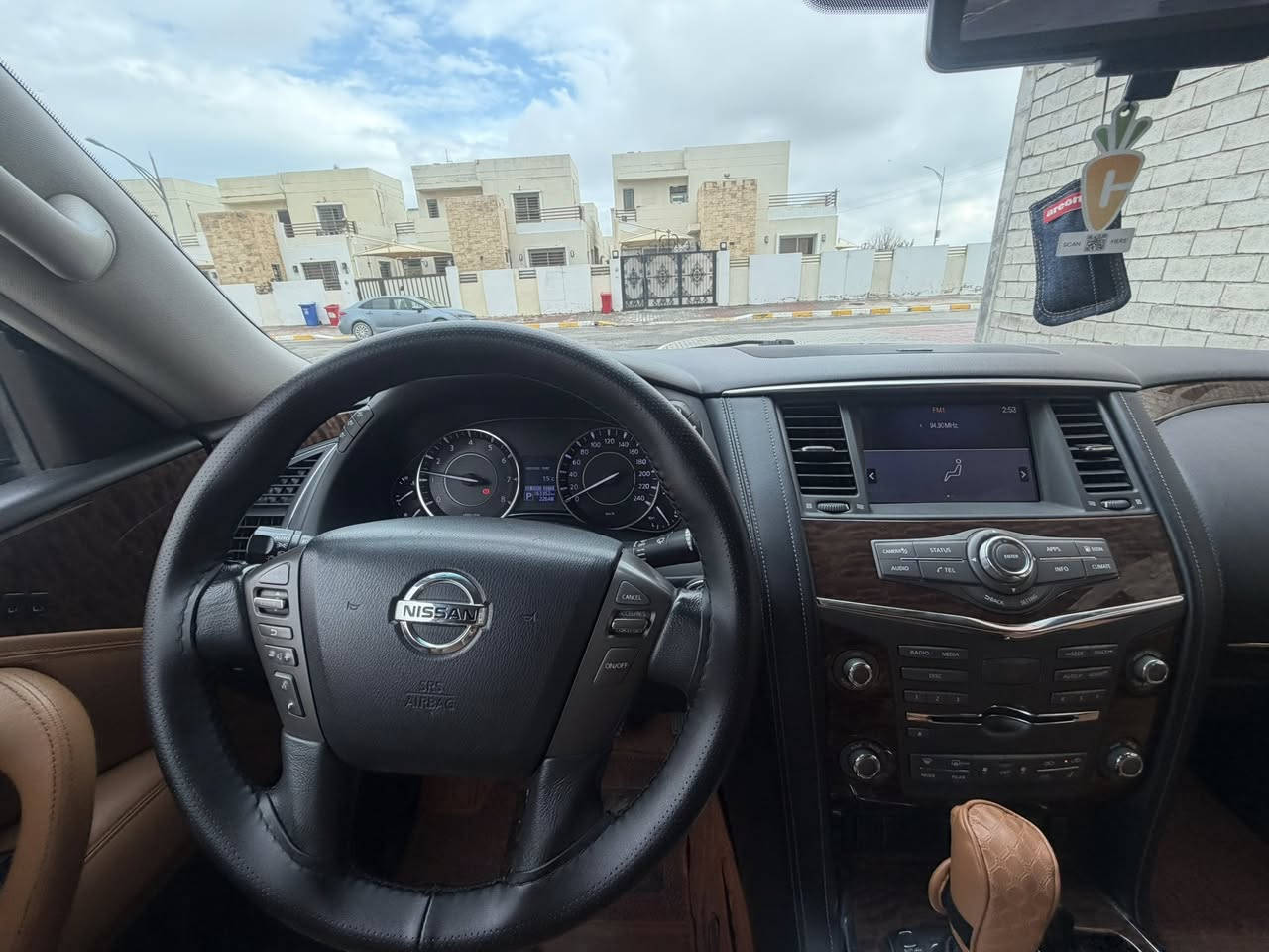 موديل 2019
خليجي بلاتنيوم فول الفول
ماشيه 164 كم
بيها صبغ باب خلفي وجاملغ اثر طخه
***********
سعر بلاش 285
تخم تاير 
باتري جديد 
مابيها نقص كلشي 
جديده السياره 
محرك 6 سلندر
