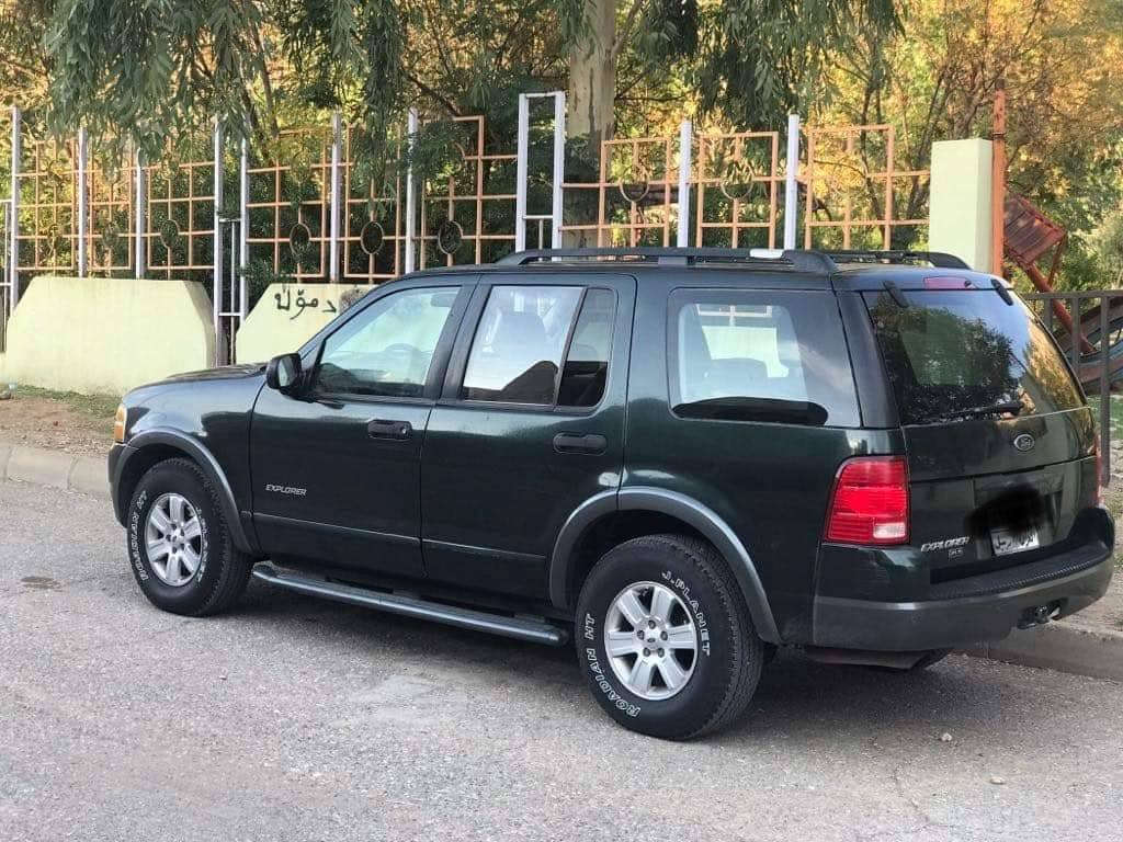 السلام عليكم فورد اكسبلور موديل 2002
٧ راكب 
تبريد قطعتين شغال 
صدر امامي خلفي جديد 
رقم اربيل بسمي تحويل ثاني يوم شرط تحويل 
مكاني مدينة الصدر كسرة وعطش 
السعر 72$وبيه مجال شي قليل 
***********
***********

