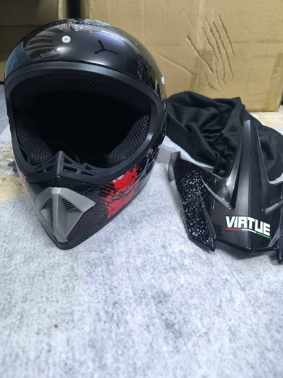 خوذة دراجة امازون جديده 
قياس مدل 💥 
السعر 30
متوفر توصيل جميع المحافظات 5


**إذا كنت صاحب هذا الإعلان وتريد حذفه لأي سبب، رجاءا أرسل رسالة إلى الدعم الفني**