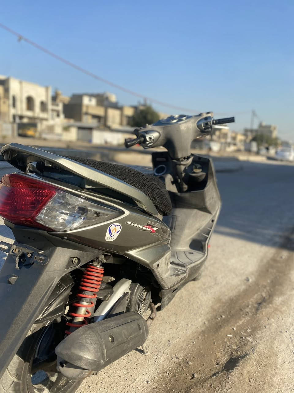 سلام عليكم سكنس فحل  كابريتر رنبه  نازله اب شهر ١١ قبل شهرين دراجه خير من الله مكينه ناعمه ما مفتوحه كفاله عامه دراجه نقص بس تريشه دراجه كلهه ختم واحد كلشي شغال 
سعرهه كلش حلو هـ***********
