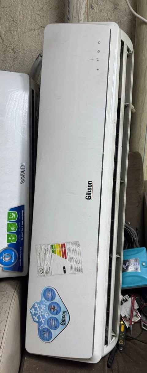 السلام عليكم سبالت عدد ٣ /2طن توسوت /جبسون عدد ٢ مكيف جنرال ياباني  للبيع


**إذا كنت صاحب هذا الإعلان وتريد حذفه لأي سبب، رجاءا أرسل رسالة إلى الدعم الفني**