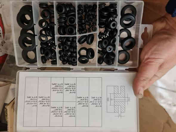 ❤️من رخصة ادمن الكروب المحترم❤️ 
اكون جدا جدا ممنون منك  اذا وافقت على نشر الاعلان لان رزقي عليه وانت وكروبك على راسي 

للاستفسار متوفر واتسب  
***********
او زيارتي لموقع المخزن 
بغداد الشعب مجاور محطة بانزين سما بغداد 
المخزن افتحه الجمعه صباحا فقط لان اغلب شغلي توصيل 
❤️‍🩹💗💜🤎❤️❤️❣️💚💚💚💔❤️‍🔥❤️❤️‍🩹💓💓💓💓💓💓 

اي حاجة ب 5 الاف 
توصيل مهما كان حجم او نوع أو قيمة الطلب ولكل المحافظات هو 5 الاف دينار عراقي

