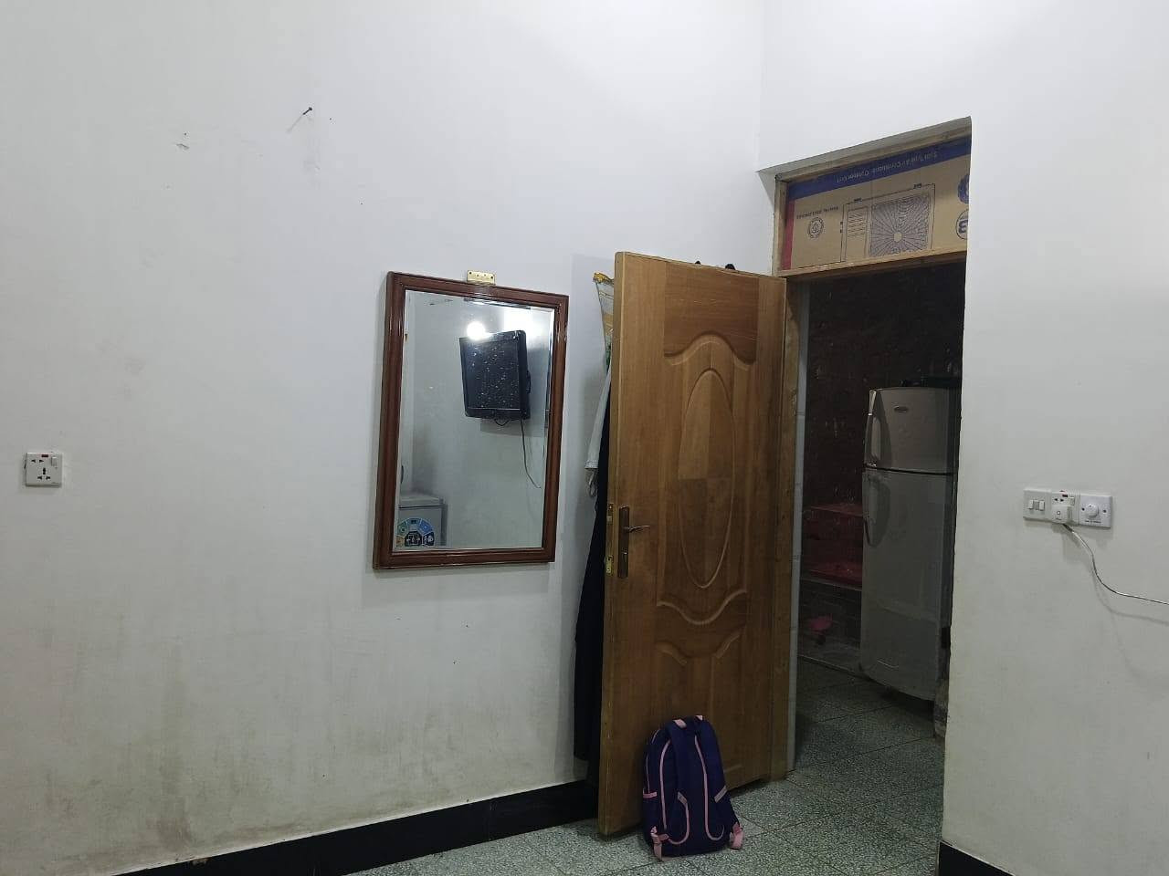 بيت ٥٠متر كونكريت مسلح شارع ١٠متر قطاع ٣٥ مقابل مدرسة الصدرين السعر ٧٠مليون مع المجال للاستفسار مكتب سيد هاشم الذبحاوي***********واتساب نستقبل جميع العروض عرصات بيوت مشتملات راسلونا مع الصور على الواتساب اعلاه
