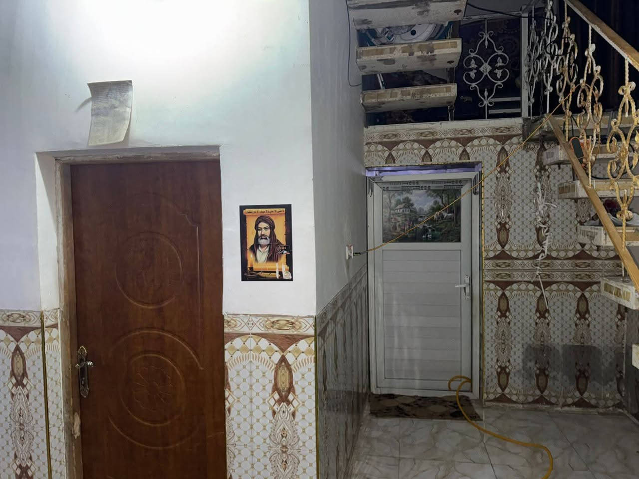 يعلن مكتب الكرعاوي اللعقار بيت اللبيع المساحه 135 قرية البو جاسم خلف حي الحضاره بناء طابوك تصال ***********
