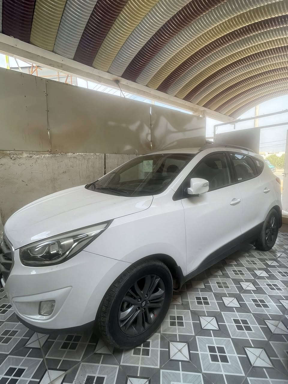 مكلف بالنشر
🚗 فرصة ذهبية – توسان خليجي 2015 بحالة ممتازة جداً 🚗🔥

تدور سيارة نظيفة، قوية، وما تصرفك بعد الشراء؟ هاي فرصتك 👇

▪️ محرك 2000 سي سي – أداء قوي وثبات عالي
▪️ كير ومحرك وحدادية مضمونين 💯
▪️ تبريد ثلج ❄️ تدفئة ممتازة 🔥
▪️ كهربائيات كاملة بدون أي خلل
▪️ بطارية جديدة
▪️ تخم تاير جيد
▪️ قيادة مريحة وسيطرة عالية على الطريق
▪️ مساحة داخلية واسعة ومريحة للعائلة

✅ السيارة جاهزة استخدام فوري – ما تحتاج ولا دينار
🎨 ملاحظة: صبغ بسيط جداً بالجاملغ الخلفي (4 أصابع فقط)

📍 رقم حديث بغداد
📍 الموقع: كربلاء المقدسة – طويريج

💰 السعر: 160 ورقة وقابل للتفاوض للجادين فقط

📞 للحجز والاستفسار اتصال أو واتساب: ***********

🚨 اللي يعرف قيمة التوسان يعرف شكد مرغوبة… لا تضيعها من إيدك
