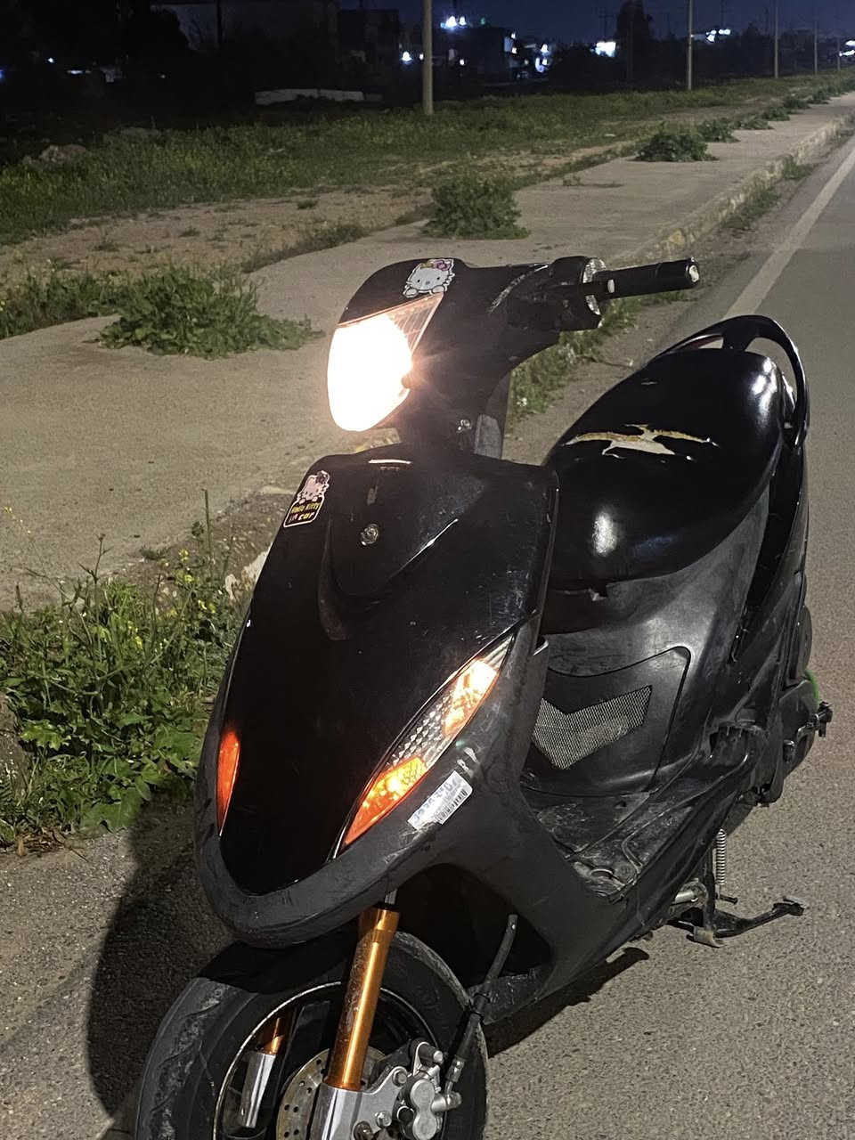 ماكس عدلة للبيع
بوشة 55 
دبلات رياضي 
صالنصة FM 
كهربائيات كلها شغال اشاير
شلعة معدل الدراجة خير من الله مال جناي
السعر خاص او واتساب (***********)
