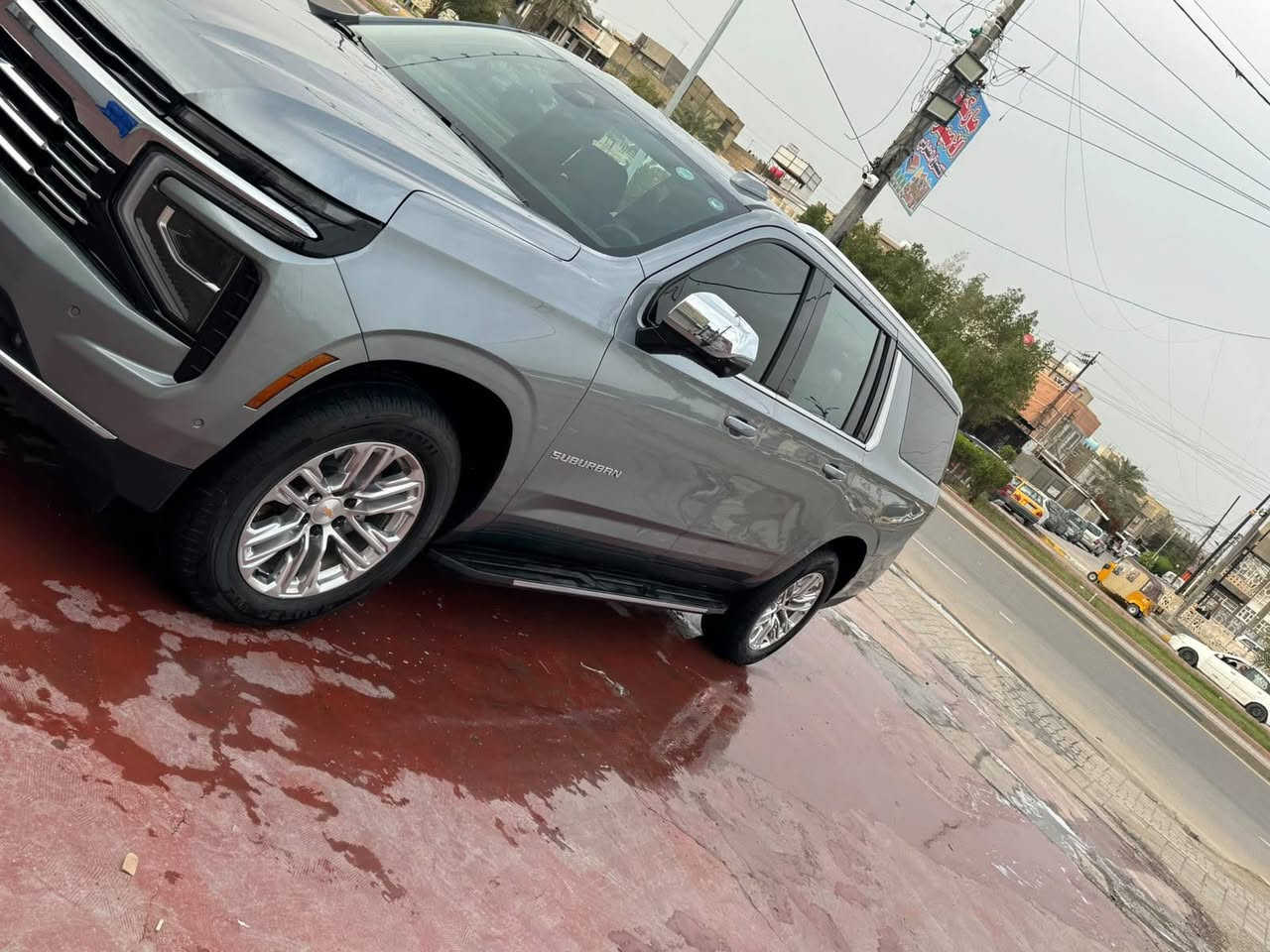 السلام عليكم سوبربان شوفوليت مديل 25
ابريمر طبله بدون فتحه ماشيه 26 الف حادثها نص چاملگ خلفي و4 أصابع من الباب رقم شمالي للاتصال *********** علي
