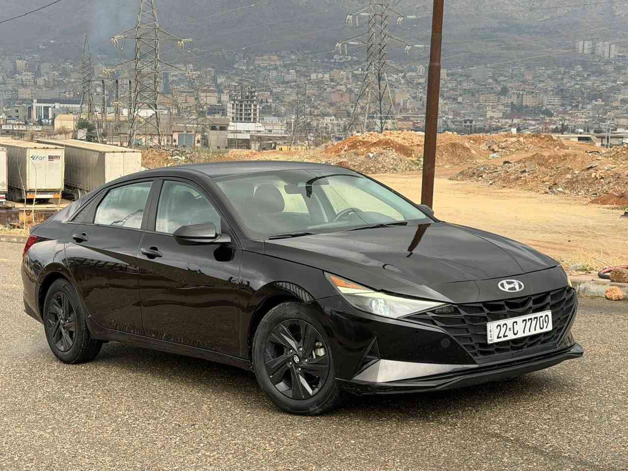 السلام عليكم ورحمه الله 
هونداي النترا موديل 2021 
🔥🔥🔥🔥
سعر جواااا السووق 118 👉🏻👉🏻👉🏻👉🏻
مواصفات السياره 
بص بصمه ابواب بصمه تشغيل 
شاشات ديجيتال 
رادار امامي رادار جانبي 
توقف ذاتي 
تحكمات ستيرن 
تحديد مسار الشارع 
كروس لتثبيت سرعه الشارع 
كشنات هيتر 
كشنات مخملي 
شاشه اعطال السياره 
شاشه جي بي اس ملاحه 
كاميرا دواره خلفيه 
ويلكم كروم بحجم 18 انش 
محرك حجم 2000 دوش 
جير 8 نمره بنظام سي في تي 
🔥🔥🔥
وبعد بيها مواصفات 
المحرك الجير بحاله ممتازه 
الاستفسار اتصال هاتفي مباشر 
***********
***********
خابر وتؤمر📱
