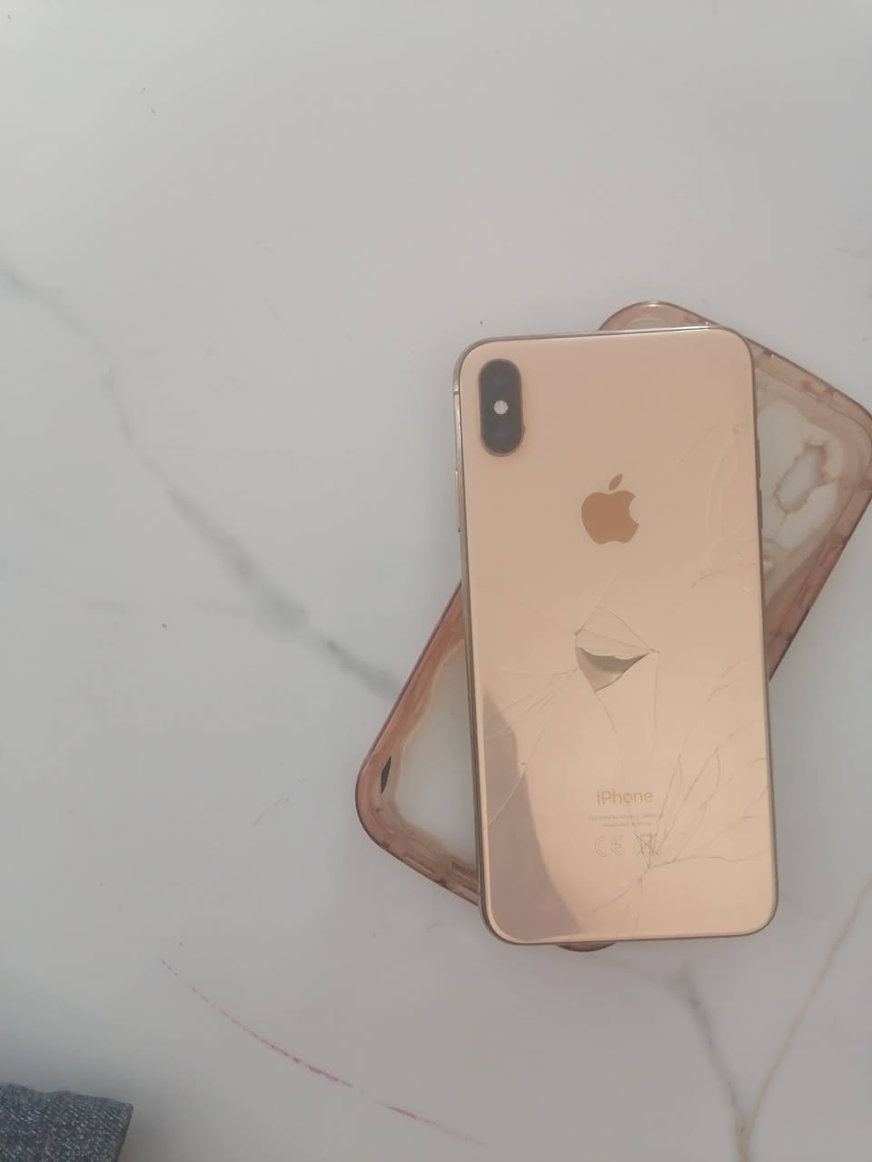 سلام عليكم
ايفون اكس ماكس
ذاكره 512
بطاريه 81
جهاز نظيف
بس الضهر يحتاج تبديل
المكان بابل القاسم بحي العسكري
قرب سيد أحمد 250وبي مجال
للأستفسار على الرقم ***********
