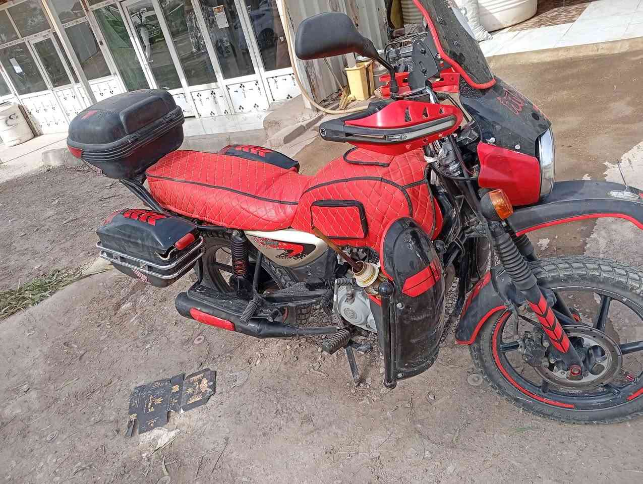 السلام عليكم بوكسر البيع مديل 22 اي نقص مابي دراجه كامله اوراق كامله مكاني ديالى  ناحيه السلام الاستفسار ***********
