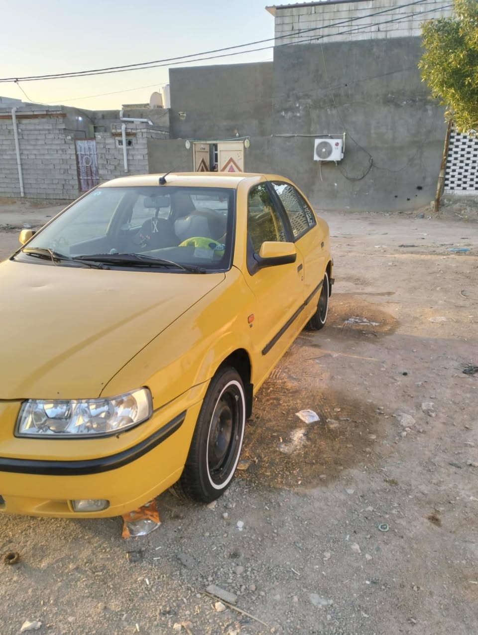 سمند للبيع سياره مال جناي مامتعوبه سياره جاهزه من كلشي مكينه وكير بلجيس تبريد تتفه تخم تاير سياره بسمي سنويه ل 30 مصفره من كلشي موديل 11 السعر 45 ورقه وبيه مجال بصيط مكاني نجف ***********
