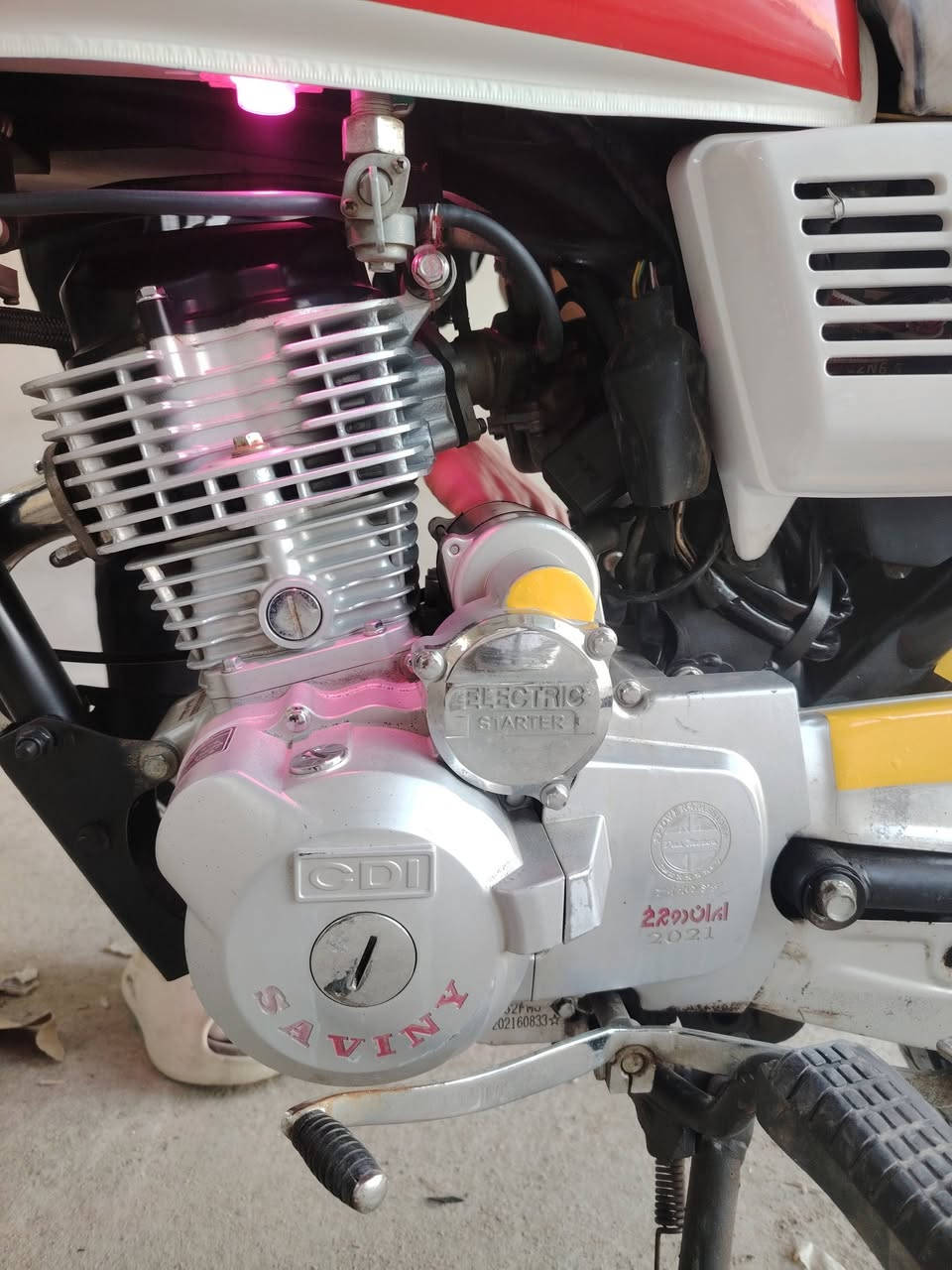 سلام عليكم خوان دراجه سيفان 2021 البيع دراجه حيل نظيفه وتجي شوف بعينك ذا شراي تصل رقمي ***********
