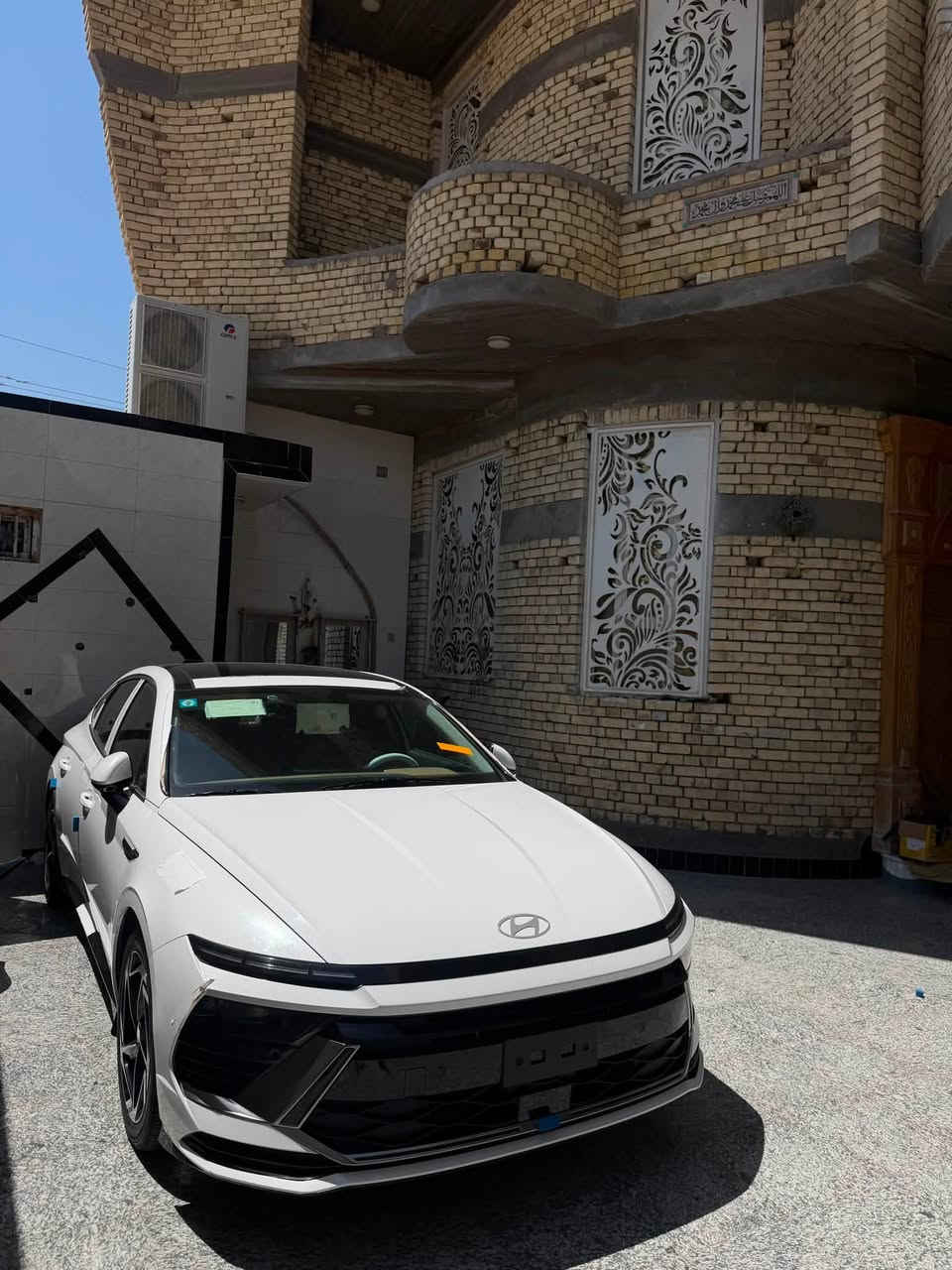 سوناتا خليجي فول بانوراما مديل 2025 رقم بغداد باسمي تحويل ثاني يوم ماشيه 32km كفاله عامه مكان السياره البصره دور النفط للاستفسار ***********
