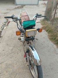 دراجه للبيع  جاهزه من كلشي  موديل 2016 اوراقهه كامله  بغداد جسر ديالى ...