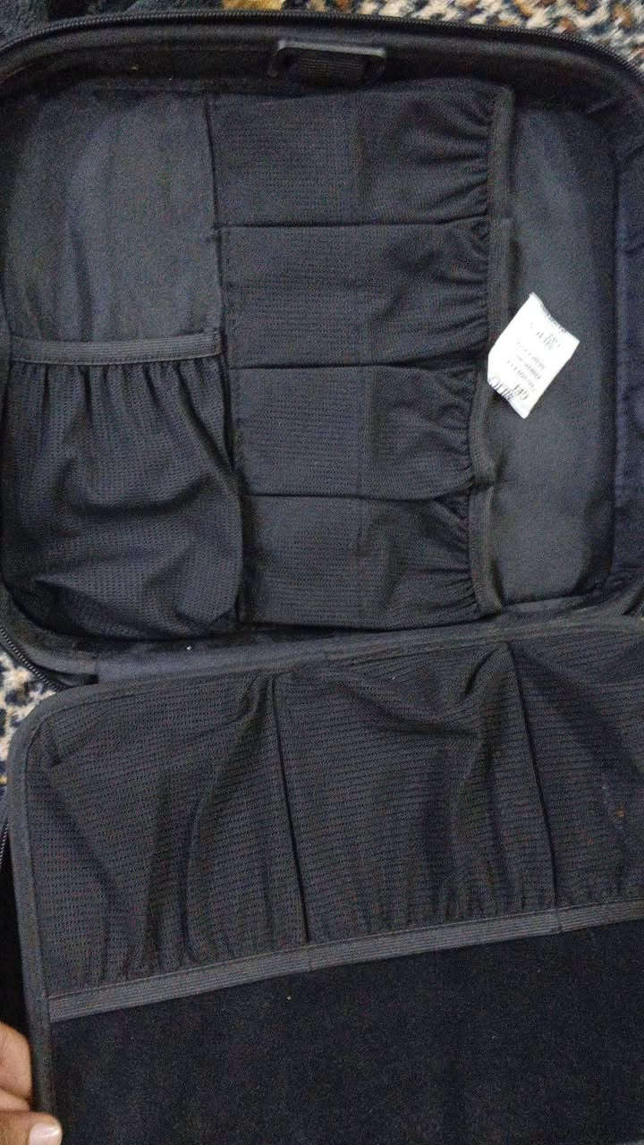 للبيع
جنطه رونن rs3 pro 
جنطة رونن rs4 pro 
ماطور فوكس rs4 pro  جديد بنايلون ممستخدم 
نك مايك بويا متحدثين ثنين مستخدم مرتين
مكاني بغداد


**إذا كنت صاحب هذا الإعلان وتريد حذفه لأي سبب، رجاءا أرسل رسالة إلى الدعم الفني**