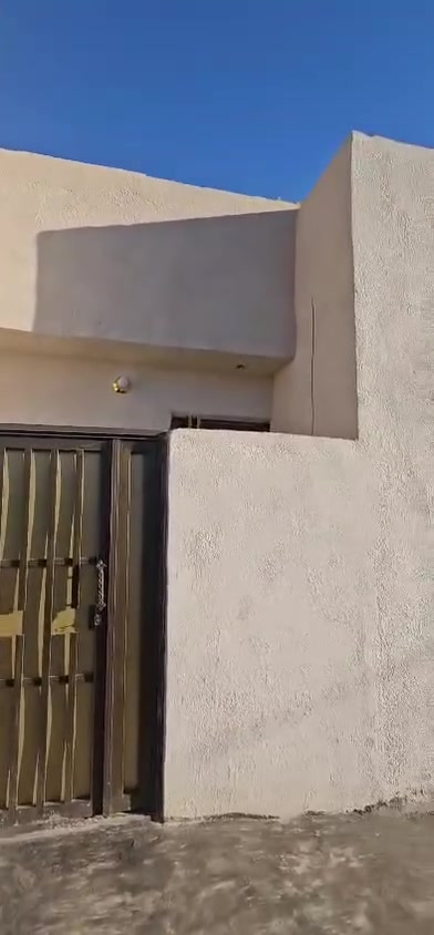 سلام عليكم بيت ٥٠ متر كربلاء بوبيات عامود ٣١ شارع الودي سعره ٣٥ شراي يتصل ***********
