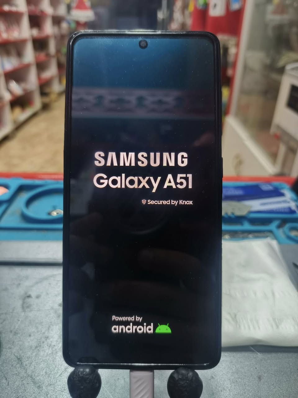 السلام عليكم
جهاز سامسونك A51 سعره 135
مبدل شاشة وكالة اصليه سعره 85  ذاكره128عنوان دورالعمال مكتبه الغدير ***********
