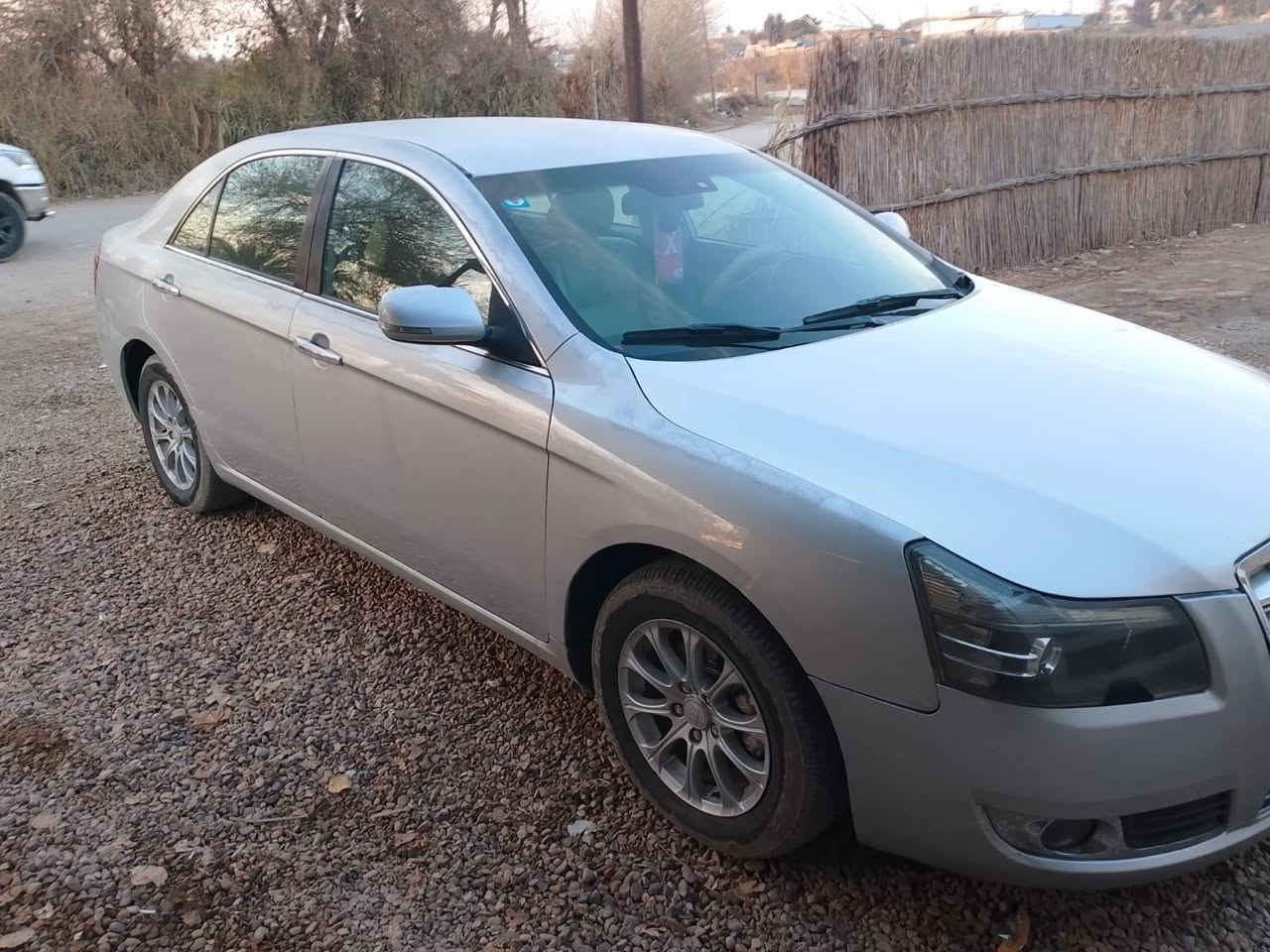 ام كراند موديل ١٣ سياره مكفول كفاله عامه بدون صبغ ولاظربه فقط جراد بتكم كير ومحرك كامري بلادي حجمه ٢٢٠٠ تخم تاير صدر خلفي امامي جديد غرفة جديده رقم نكليزي بغداد باسمي هزه جديده سعر ٧٤ وبيها مجال بسيط شراي يتصل ويدلل مكاني عزيزيه ***********
