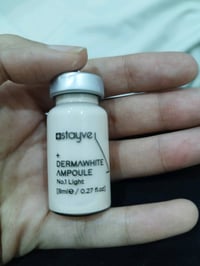 اشتريت هذا الكيت الكامل من bbglow وصيت عليه من امريكا ووصلي طبعا الاصل...