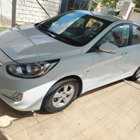 السلام عليك اكسنت البيع موديل 13مكفوله كفاله عامه تبريد ثلج سياره نضيف...