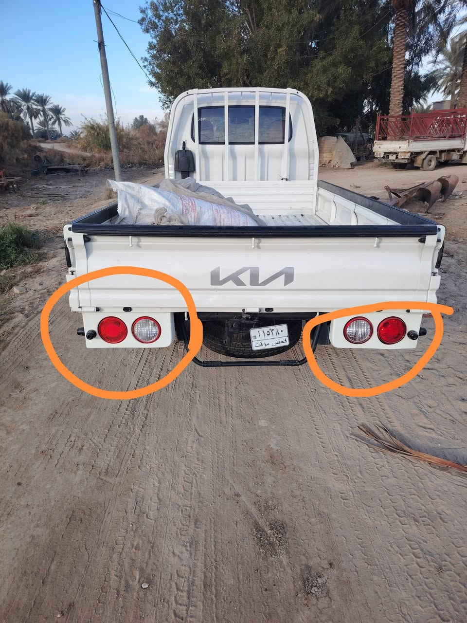 سلام عليكم كيا حمل لبيع موديل ٢٠٢٥ سياره السياره بيه تعديل كما موضح بل صوره بارد فقط بدون صبغ سياره تباع بدون رقم  ماشيه ٢٠ الف ***********
