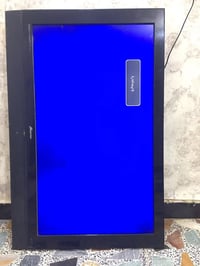 شاشة ٤٣ • LED • خطوط خفيفة