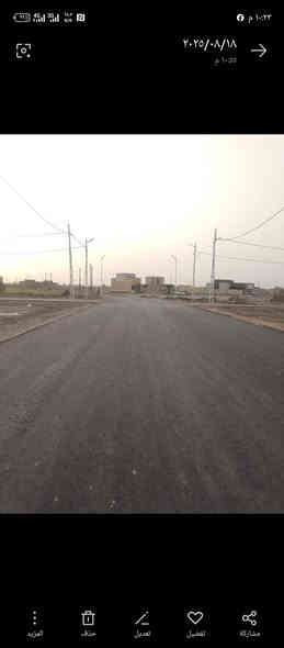 قطعه للبيع مساحه 1000متر اركان ثنين على 3شوارع واجهة 25 نزال 40 في مجمع الغدير السكني طريق ديوانية نجف قرب جامع ام البنين خدمات كامله ماء كهرباء اناره تبليط السعر 50 للاستفسار ***********
