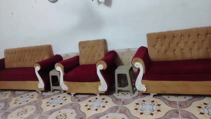 تخم 8مقاعد للبيع ب200مكان الشطرة للاستفسار خاص


**إذا كنت صاحب هذا الإعلان وتريد حذفه لأي سبب، رجاءا أرسل رسالة إلى الدعم الفني**