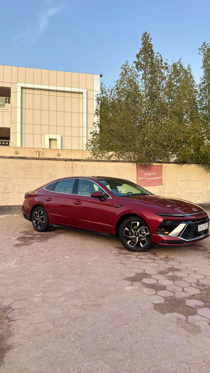 السلام عليكم 
سوناتا موديل2025
ماشيه 24 رقم بصرة معوقين شرط الوكالة العامة
مواصفات
شاشه 
كامره
لايت عدسات
بصمه
رادار امامي
رادار خلفي
رادار جانبي
لد امامي خلفي
ويل كب
توقف ذاتي 
قياده ذاتيه
تنبيه خروج عن المسار
تحديد مسار 
فول تحكم ستيرن
كشن السائق كهرباء
تدفئه بالكشنات
تدفئه بالاستيرن 
داخل  ابيض
شفتات 
كير تعليك
تبريد بيانو لمس
ترحيب عند الاقتراب
صندوق ذكي
تشغيل عن بعد
محرك 2500✈️
تقرير غرق تعمل وتسير شرط الفحص 
السعر:200 وبيها مجال 
للاستفسار:*********** البصرة, العراق
