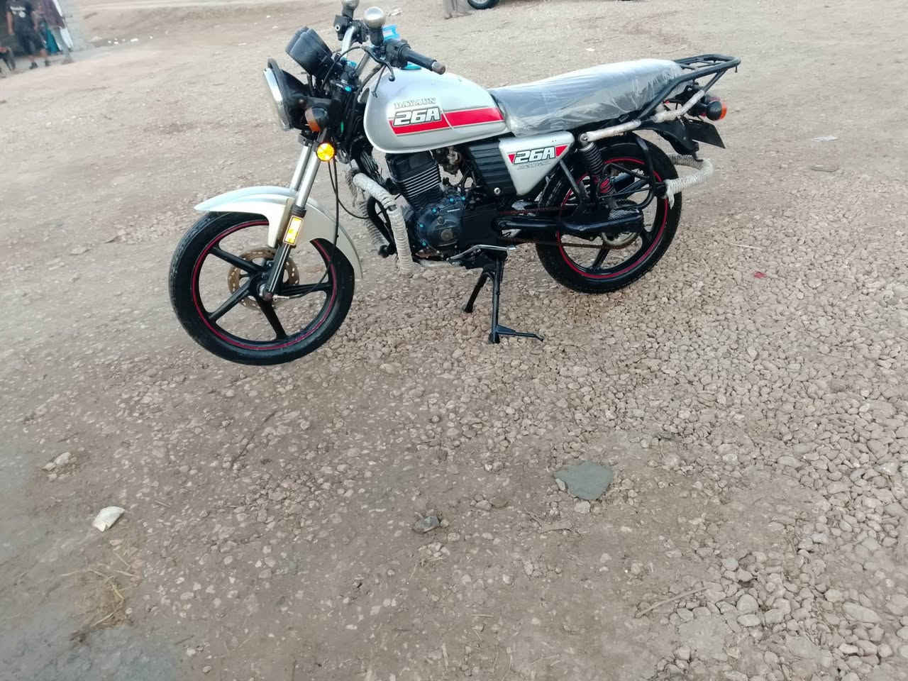 السلام عليكم دراجه دايون البيع موديل 2020طالعه بل 21وراق سكنر مكفوله كفالة عامه محرك 200مامفتوح كهربائيّات كلهى شغاله تخم تاير دراجه جديده السعر 950وبيهى مجال العنوان بابل، رقم الهاتف  ‏‪***********‬‏
