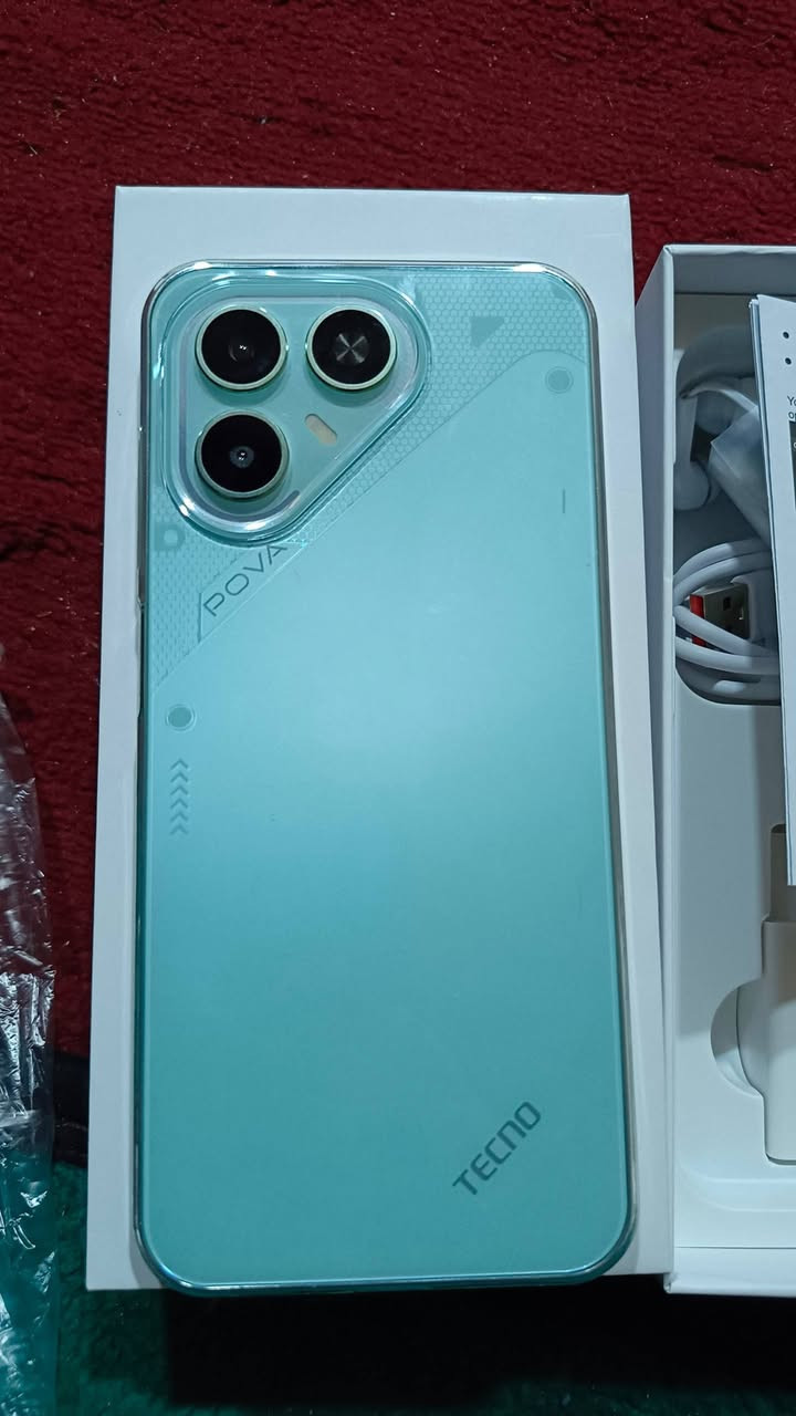 جهاز تكنو بوفا 7برو للبيع جيد اليوم اخذتة نسخة ثانية يعني صيني 
الشاشة 144هرتز الذاكرة 256 الكامرة 64بكسل  وغراضة كلهن كاملات مكاني بغداد شهداء البياع


**إذا كنت صاحب هذا الإعلان وتريد حذفه لأي سبب، رجاءا أرسل رسالة إلى الدعم الفني**