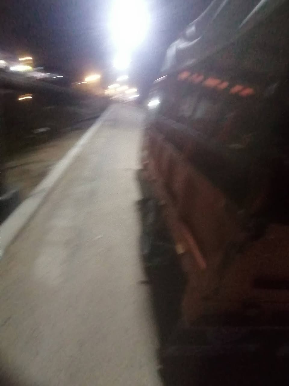 ستوته للبيع موديل 17 راعيها بسفان موجود باسمي ستوته حلوه نظيفه للحيمه ولا قياس  فيها محرك ستوته ستوته خير من الله تبخير بيها ستوته رايتها بواحد و200 وبيها مجال على البيع مراوس ما يخالف هذا رقم تليفوني انا بصره ***********
