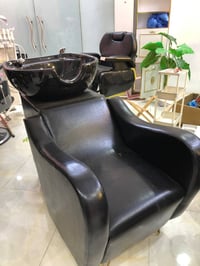 مغسله شعره جديده وليس مستعمل  للبيع سعرها مناسب جدا  للاستفسار خاص وتس...