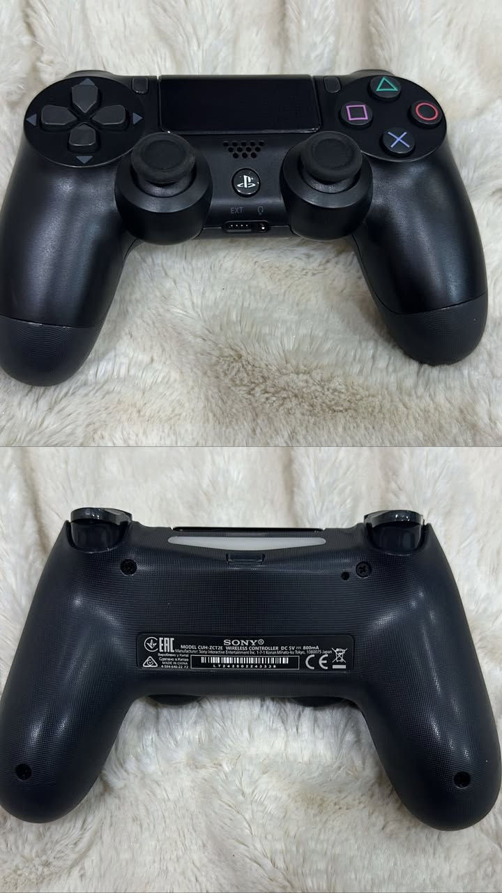 السلام عليكم
يده PS4  اصلي مال الجهاز مو تجاريه سعرها30 قفل  بدون عمله 
فيفا 16 سعرها 15 بدون عمله 
فيفا 18 سعرها 15 بدون عمله 
فيفا20 سعرها15 بدون عمله 
هيت مان سعرها 20 بيها مجال بسيط
GTA5سعرها 18بدون عمله 
اساسن كريد اوديسن نسخه عربيه سعرها15 بدون عمله 
بتل فيلد 1 سعرها 20 بيها  مجال بسيط
 destiny سعرها 15 بيها مجال بسيط 
تواصل خاص او رقم ***********
