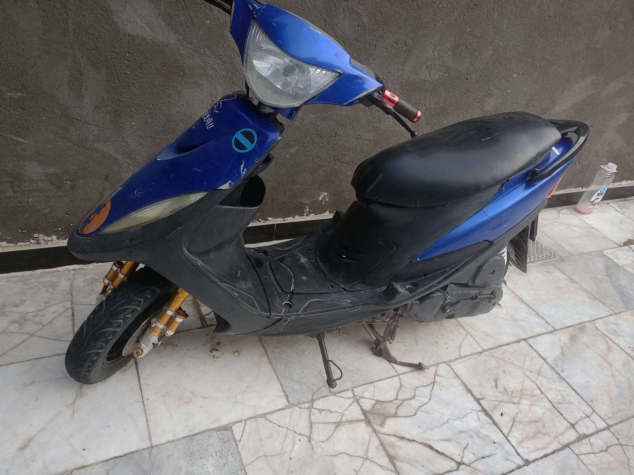 دراجه 55 حلوه مزوده كفر كلشي ختم واحد 550 وبيها مجال ***********
