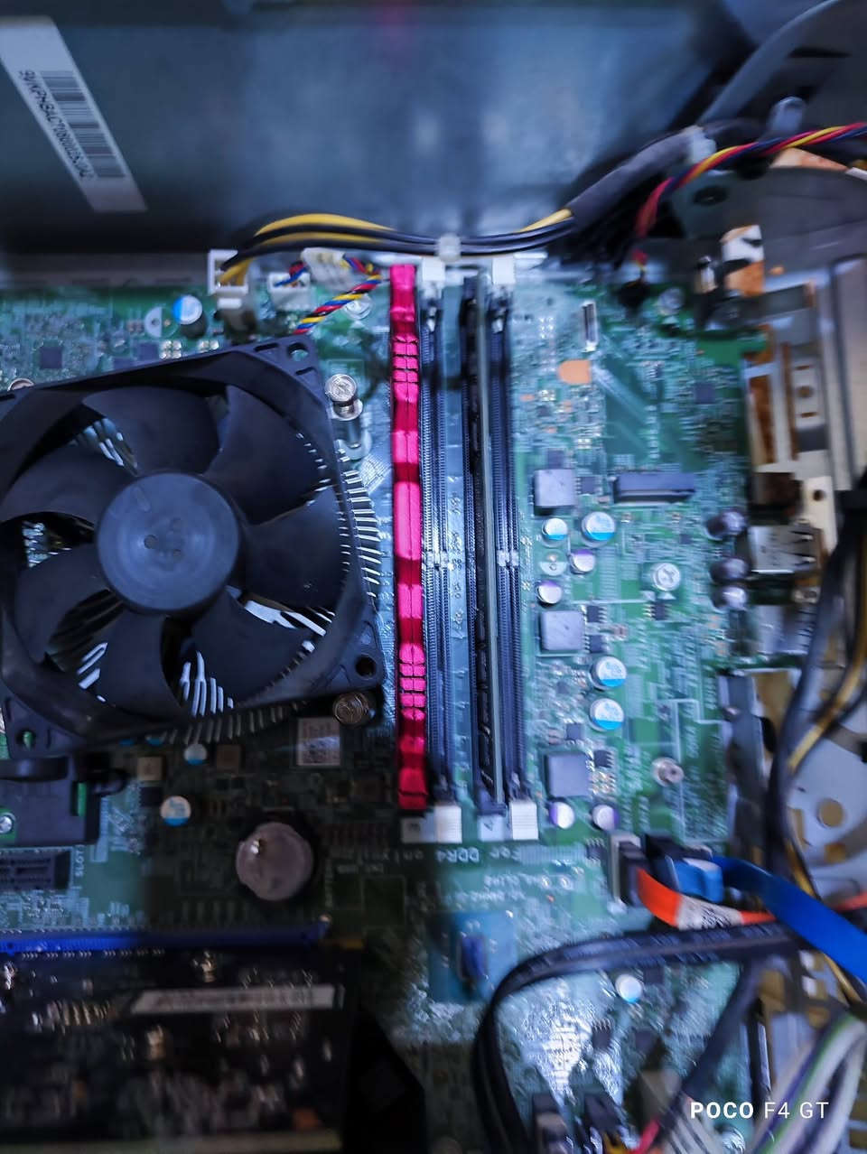 السلام عليكم  متوفر كيس من شركة دل سعر 315 الف معه التوصيل
dell optiplex7040
حجم الكيس يجيmt متوسط يعني لاهو كبير لاهو صغير كلش
يجي ب معالجi7-6700k
المذر بورد من شرك دل يجي بيها4 سلوت رامddr4 سرعة2133
بيها منفذ m.2 تحتوي عل 10منافذusp
الرامات 2.8 يعني16 كيكه سرعتهم2400 بس يقرا 2133 لن المذر بورد هاي سرعتها واحد بي هيت سنك الثاني مابي 
 ssd 512
hhd2t تيرا
كرت الشاشة   rx550-4g ddr5 ماركة MLLSE فان واحد
الحاسبه حلوه مابيها اي نقص شد والعب
تشغل العاب الخفيفه والمتوسطة بكل سهولة على 1080q
  
توصيل موجود   تواصل خاص وا وتساب***********
توصيل موجود مايعجبك السعر اترك اثر طيب وراك
 
ادمن💞
